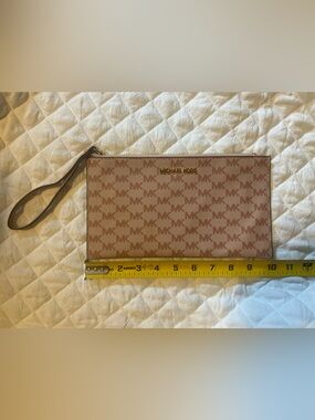 Michael Kors Pink Signature Zip Wristlet with Gold Logo